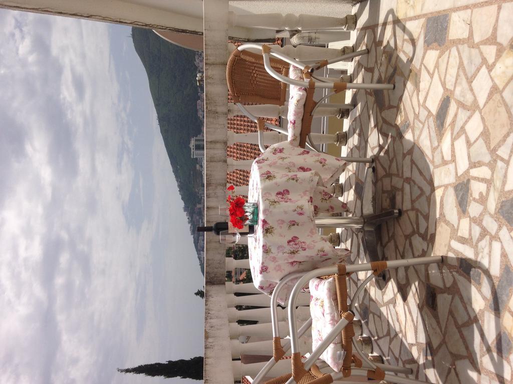 Apartments Mara Budva Bagian luar foto