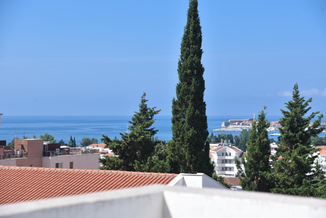 Apartments Mara Budva Bagian luar foto